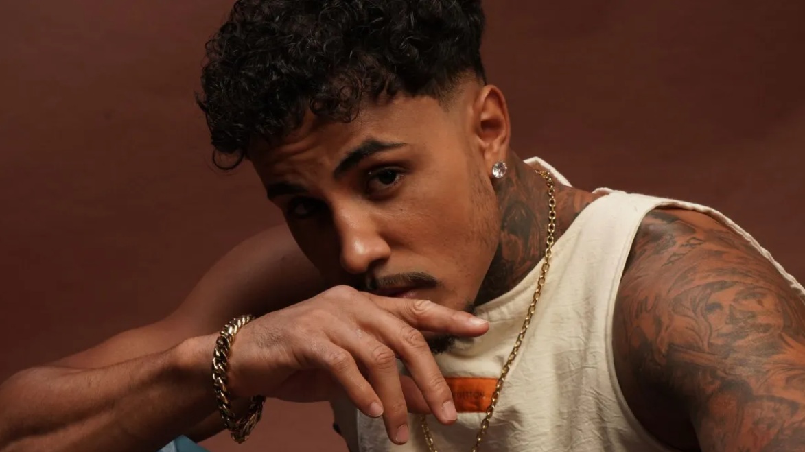 MC Livinho fará o último show de sua carreira na “Festa Bueno”