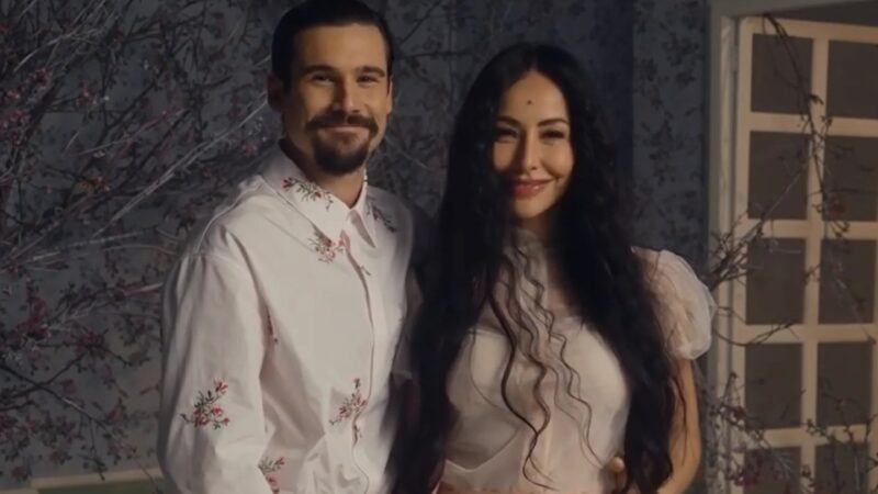 Sabrina Sato e Nicolas Prattes descobrem o sexo do primeiro filho do casal