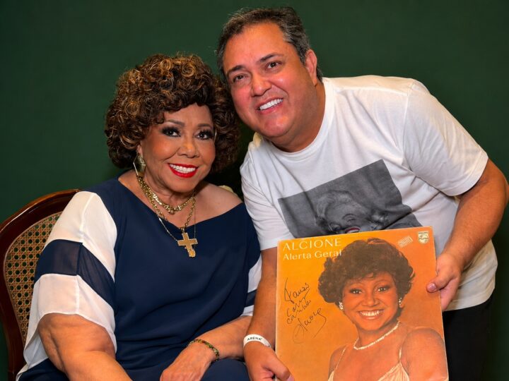 Alcione encanta Goiânia com espetáculo marcante na Arena Multiplace