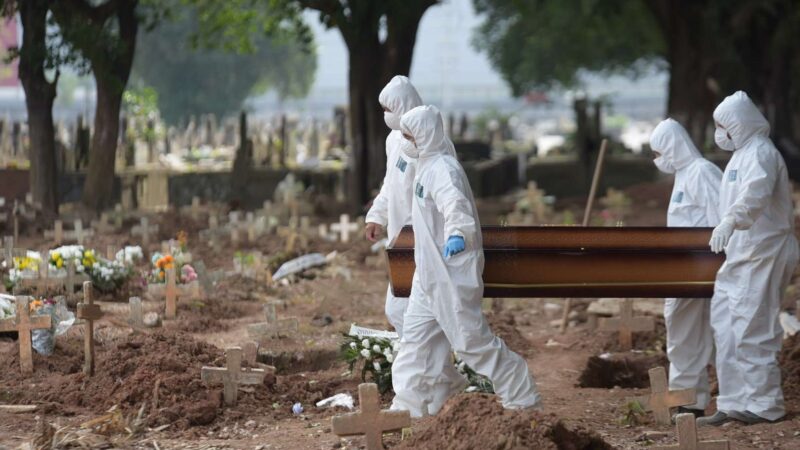 Brasil registra mais de 1,3 milhão de mortes por ano: como lidar com a perda?