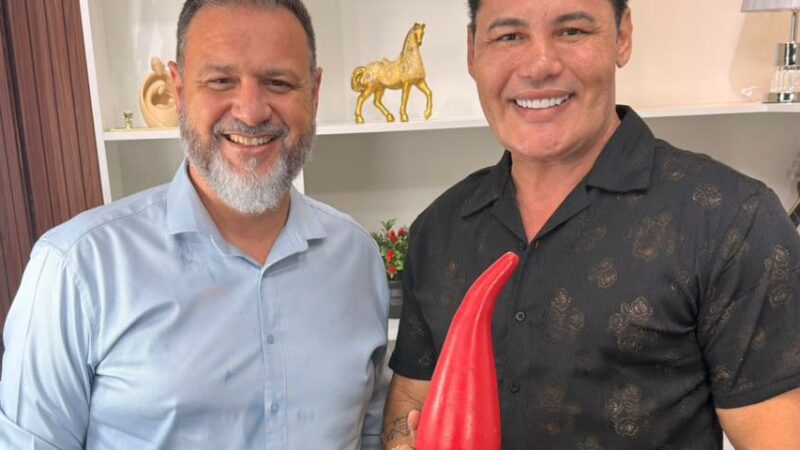 Murilo Andrade participa do “Viajando com Gui Artístico” e destaca potencial turístico de Caldas Novas
