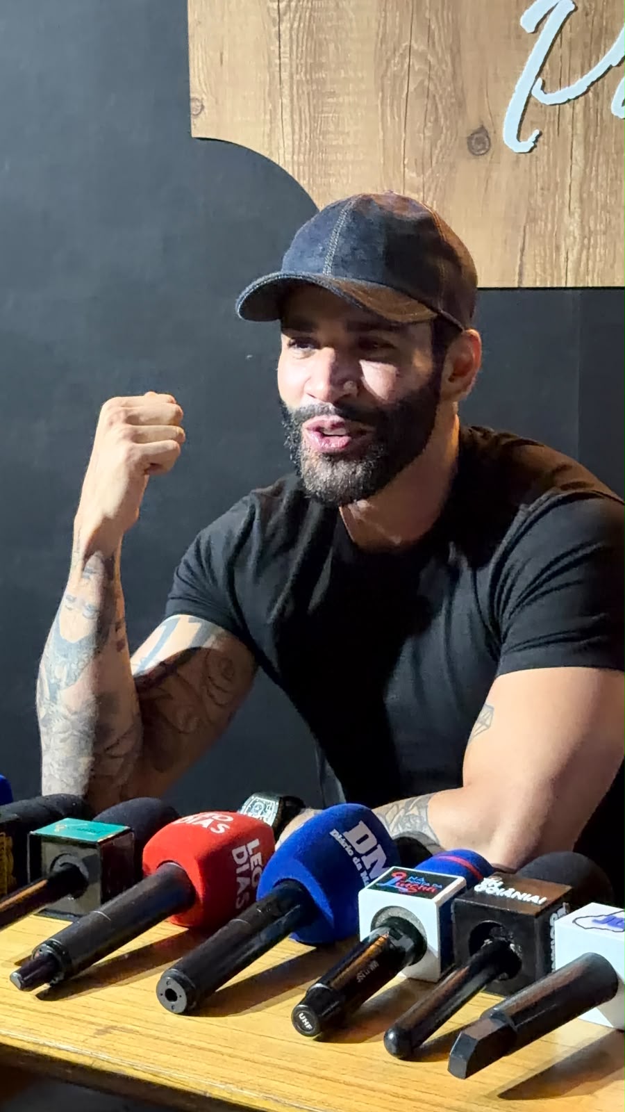 Gusttavo Lima revela a Gui Artístico o maior desafio de viver 20 anos na estrada