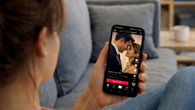 Novelas verticais: como os microdramas de celular conquistaram o Brasil