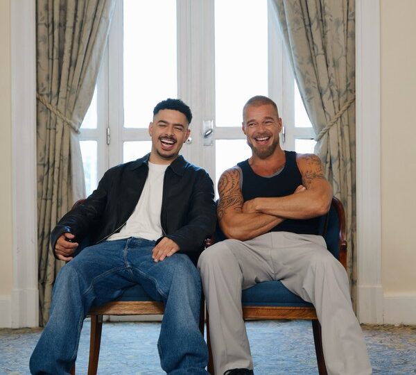 Ricky Martin e Pedro Sampaio lançam clipe oficial de “pikito pikito” mundialmente