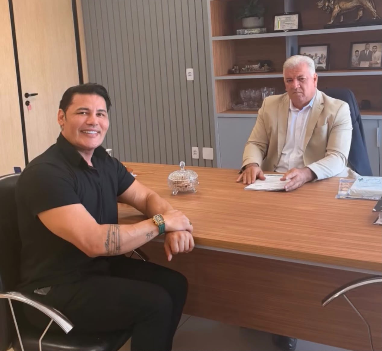 No Dia Nacional do Vereador, Gilsão Meu Povo é reeleito presidente da Câmara de Aparecida